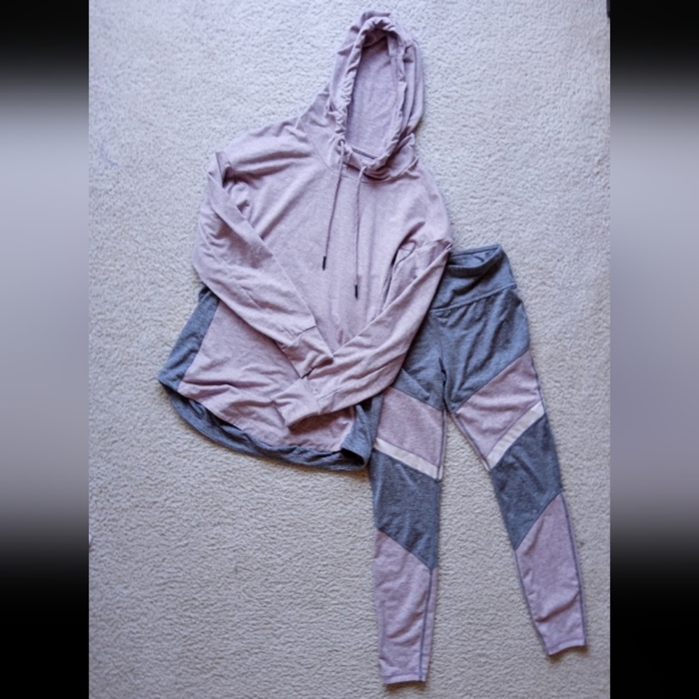 Tangerine athletic set